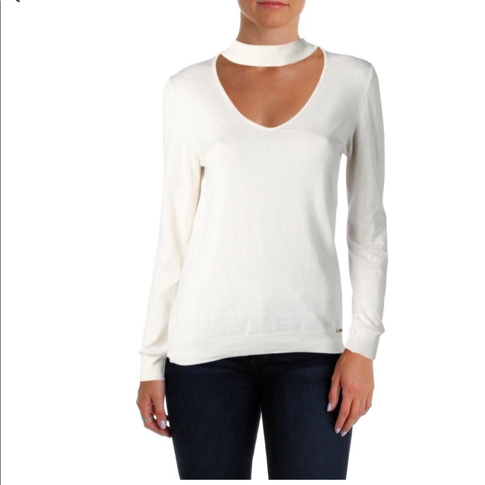 Pink Sweater V-neckline with attached choker